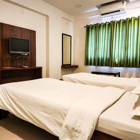 Hotel Rajwada Aurangabad Екстер'єр фото