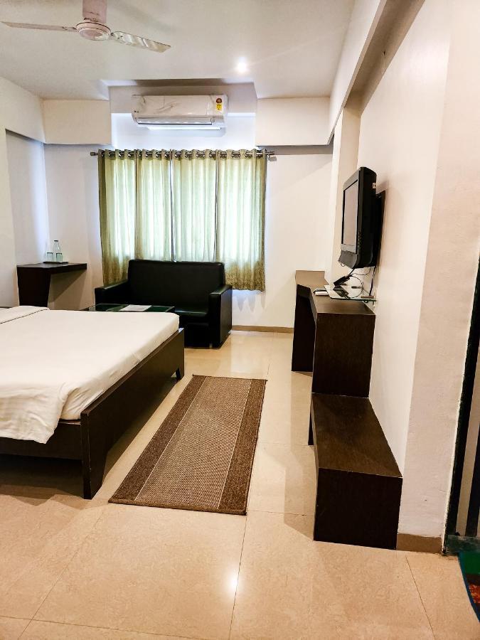 Hotel Rajwada Aurangabad Екстер'єр фото