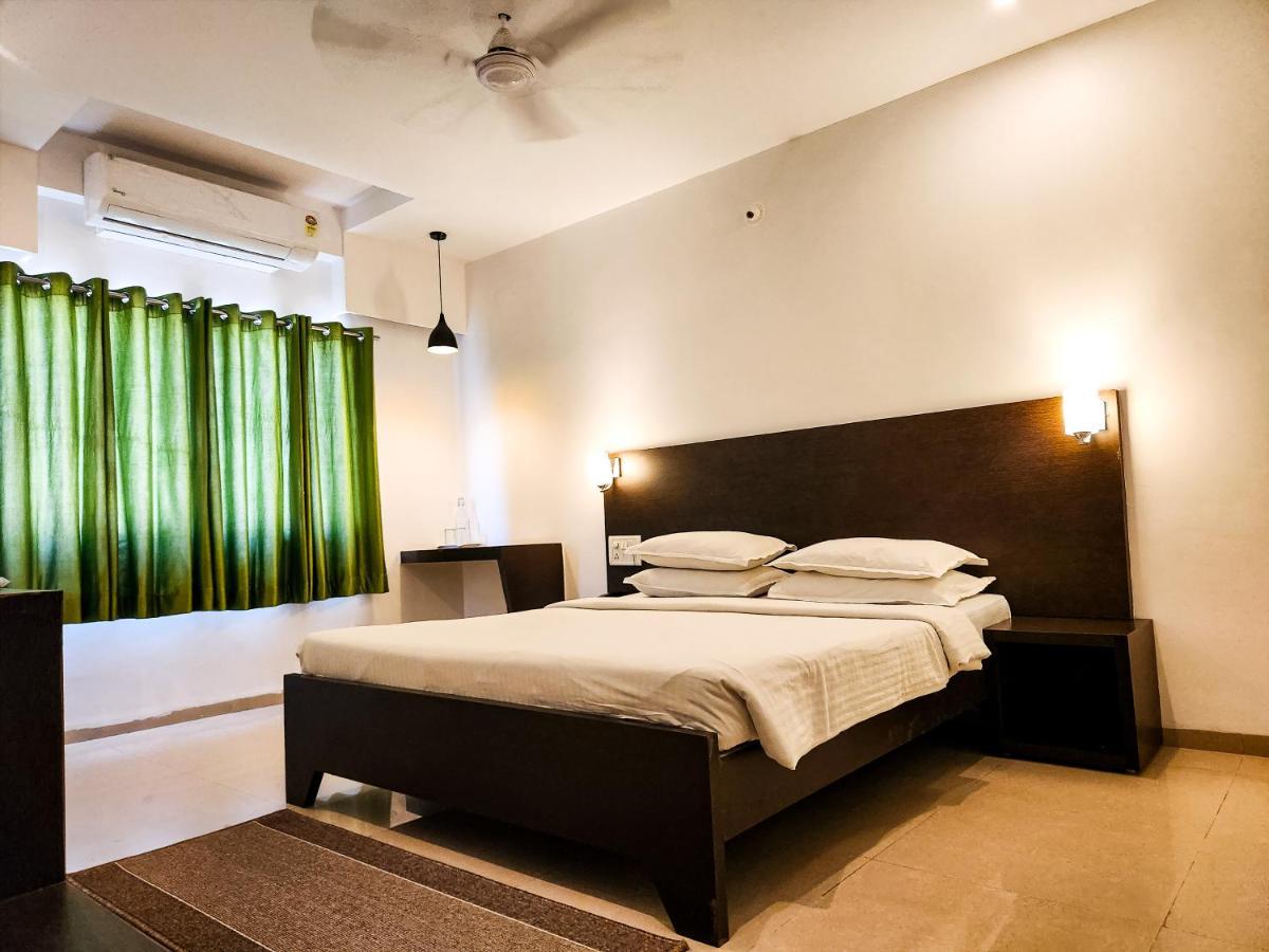 Hotel Rajwada Aurangabad Екстер'єр фото