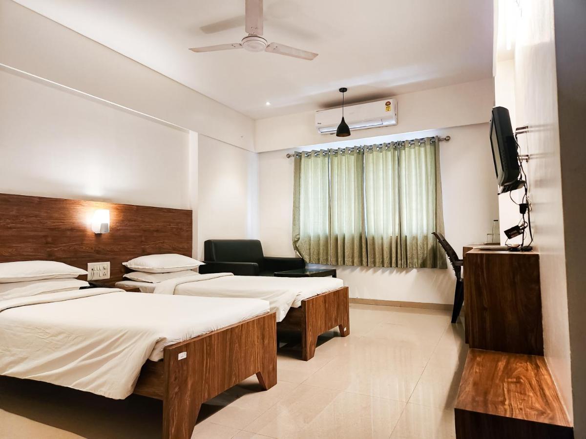 Hotel Rajwada Aurangabad Екстер'єр фото