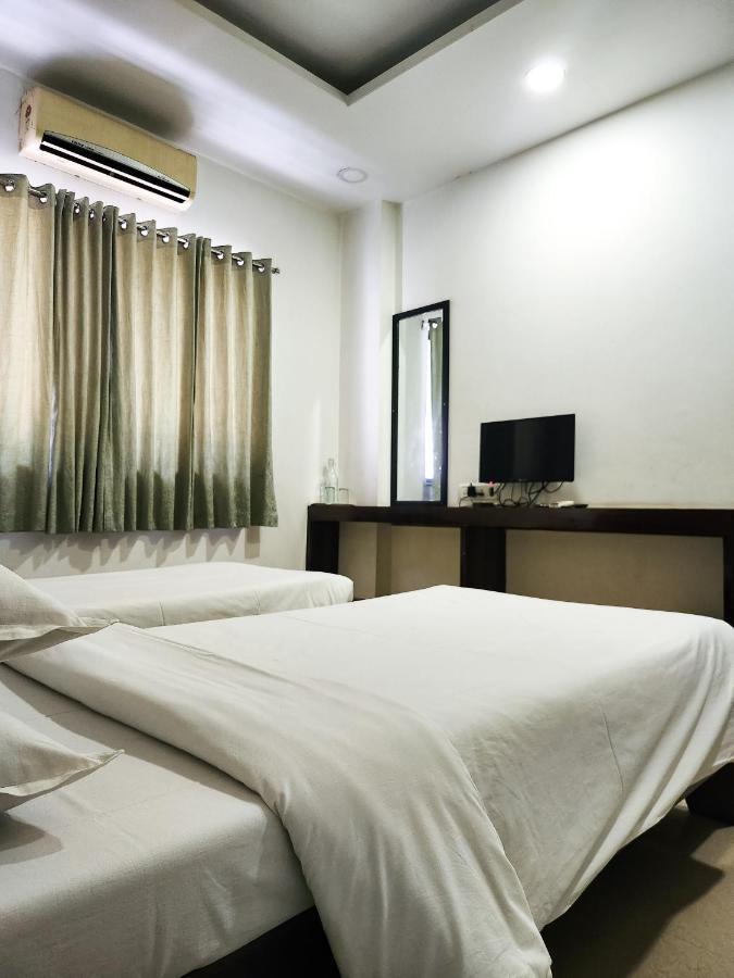 Hotel Rajwada Aurangabad Екстер'єр фото