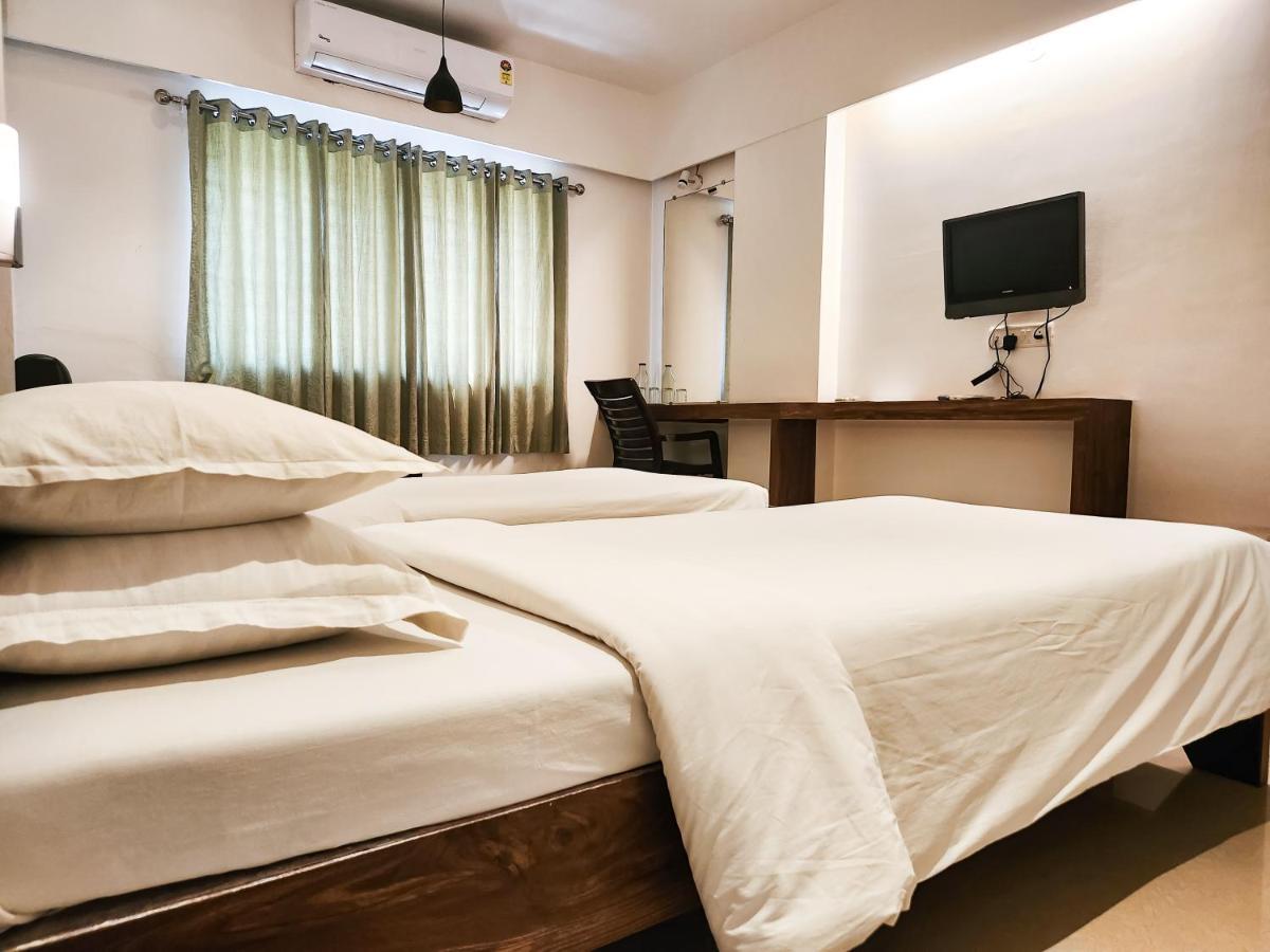 Hotel Rajwada Aurangabad Екстер'єр фото