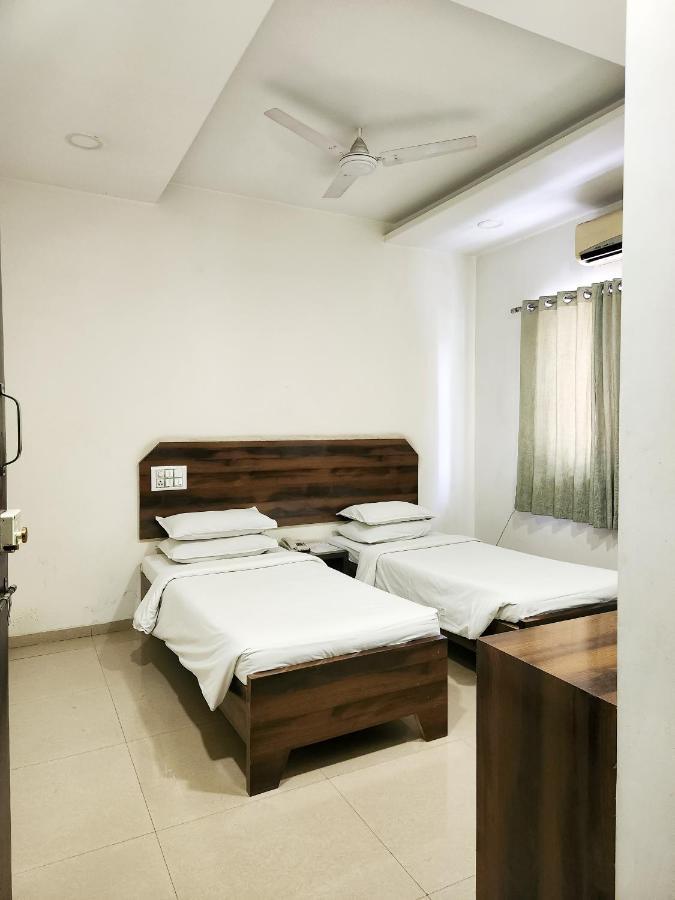 Hotel Rajwada Aurangabad Екстер'єр фото